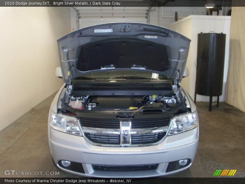 Bright Silver Metallic / Dark Slate Gray 2010 Dodge Journey SXT