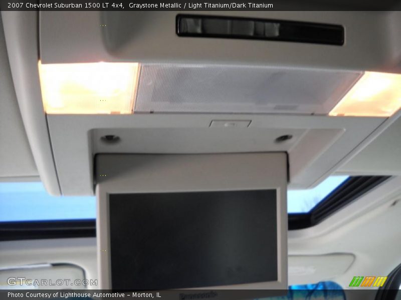 Graystone Metallic / Light Titanium/Dark Titanium 2007 Chevrolet Suburban 1500 LT 4x4
