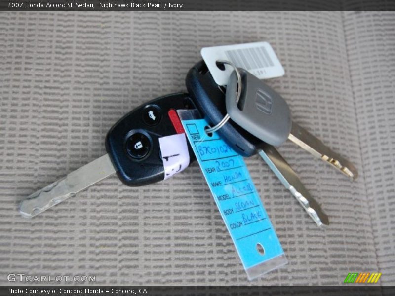 Nighthawk Black Pearl / Ivory 2007 Honda Accord SE Sedan