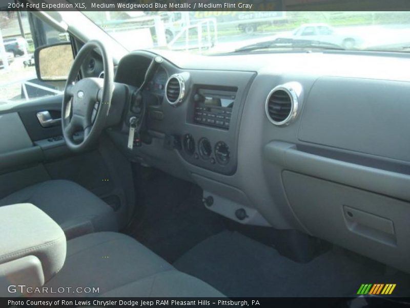 Medium Wedgewood Blue Metallic / Medium Flint Gray 2004 Ford Expedition XLS