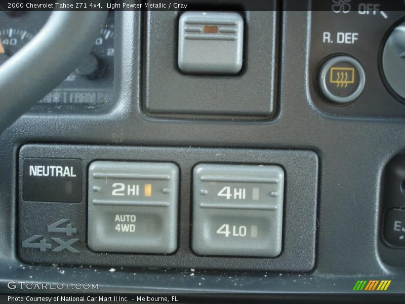 Light Pewter Metallic / Gray 2000 Chevrolet Tahoe Z71 4x4