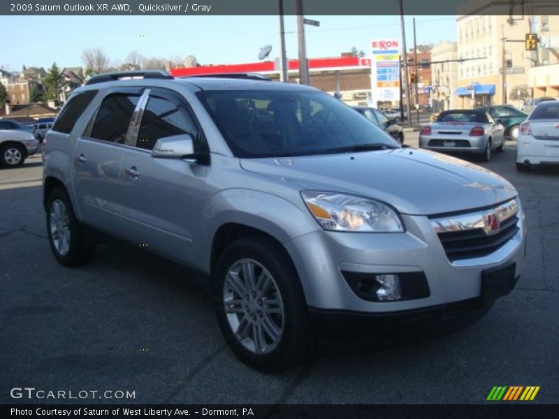Quicksilver / Gray 2009 Saturn Outlook XR AWD