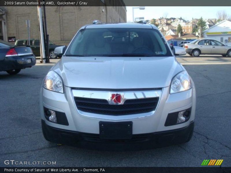 Quicksilver / Gray 2009 Saturn Outlook XR AWD