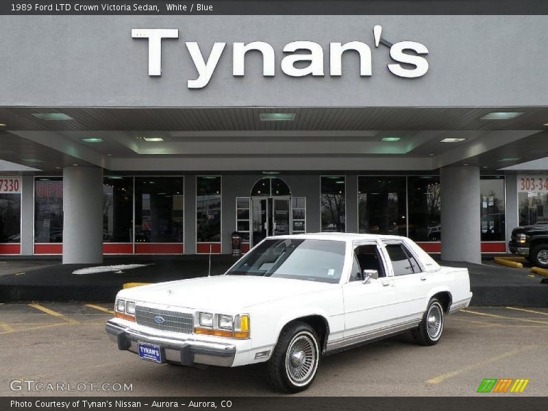 White / Blue 1989 Ford LTD Crown Victoria Sedan