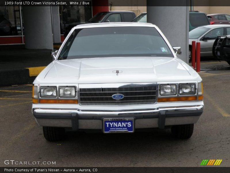 White / Blue 1989 Ford LTD Crown Victoria Sedan