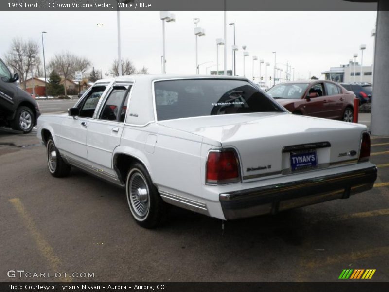 White / Blue 1989 Ford LTD Crown Victoria Sedan