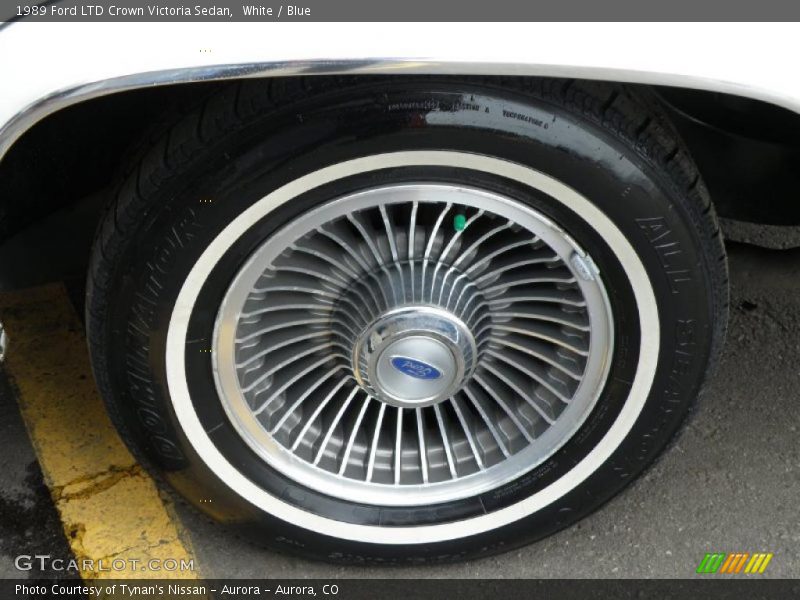 White / Blue 1989 Ford LTD Crown Victoria Sedan