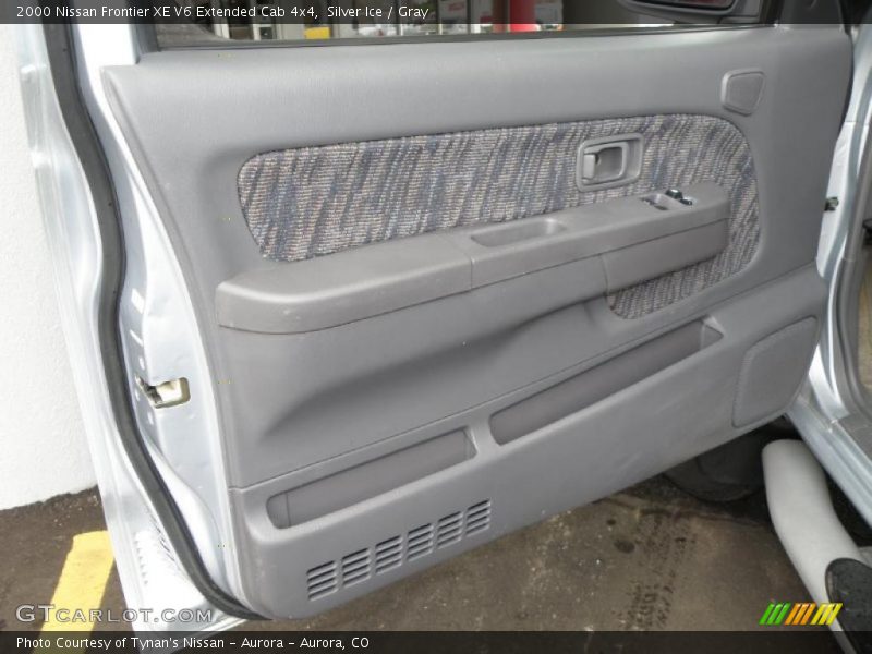 Silver Ice / Gray 2000 Nissan Frontier XE V6 Extended Cab 4x4