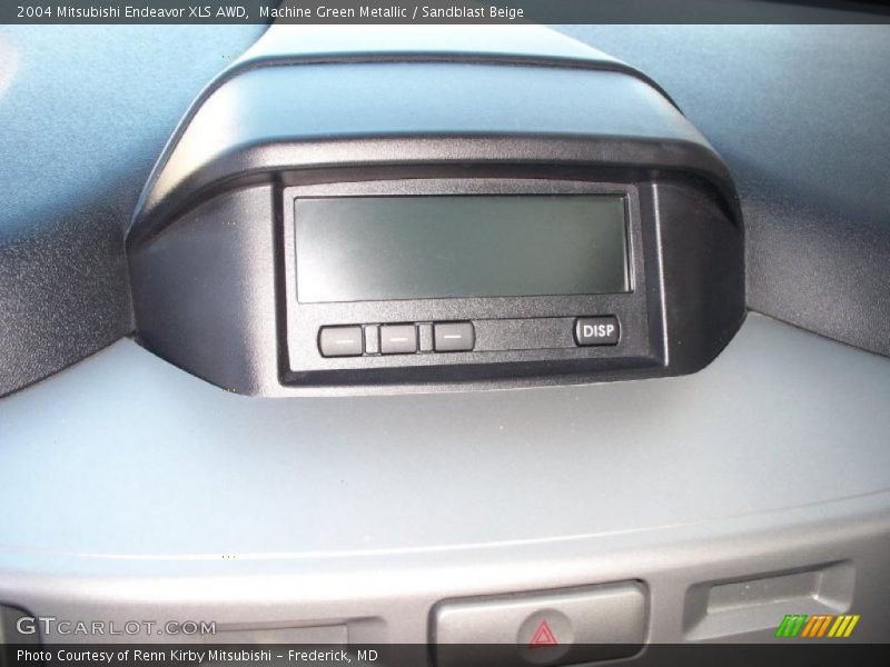 Machine Green Metallic / Sandblast Beige 2004 Mitsubishi Endeavor XLS AWD
