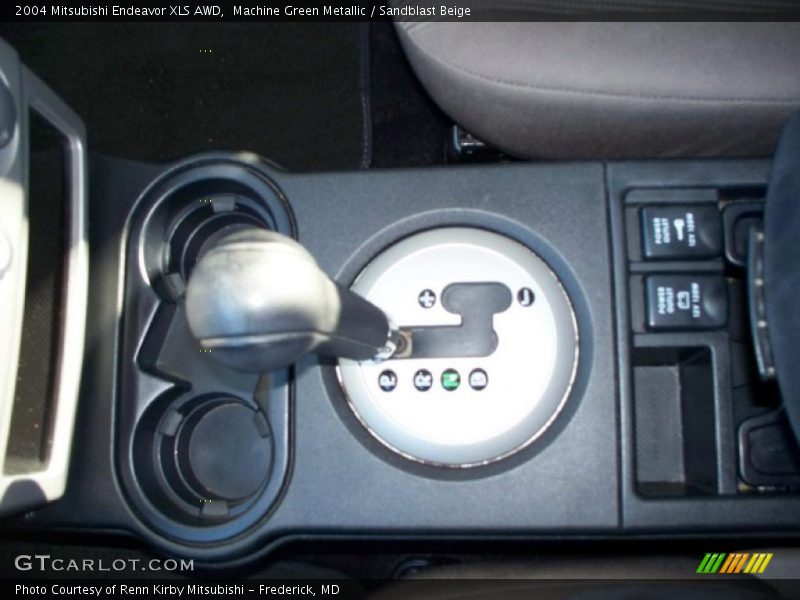 Machine Green Metallic / Sandblast Beige 2004 Mitsubishi Endeavor XLS AWD