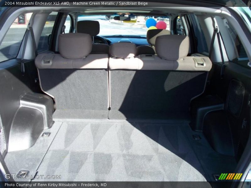 Machine Green Metallic / Sandblast Beige 2004 Mitsubishi Endeavor XLS AWD