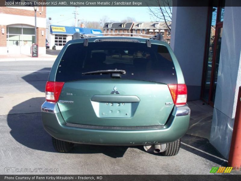Machine Green Metallic / Sandblast Beige 2004 Mitsubishi Endeavor XLS AWD