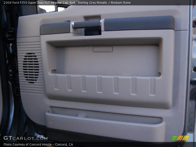 Sterling Grey Metallic / Medium Stone 2009 Ford F350 Super Duty XLT Regular Cab 4x4