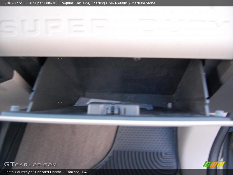 Sterling Grey Metallic / Medium Stone 2009 Ford F350 Super Duty XLT Regular Cab 4x4