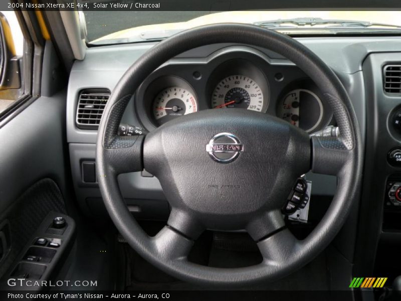 Solar Yellow / Charcoal 2004 Nissan Xterra XE 4x4