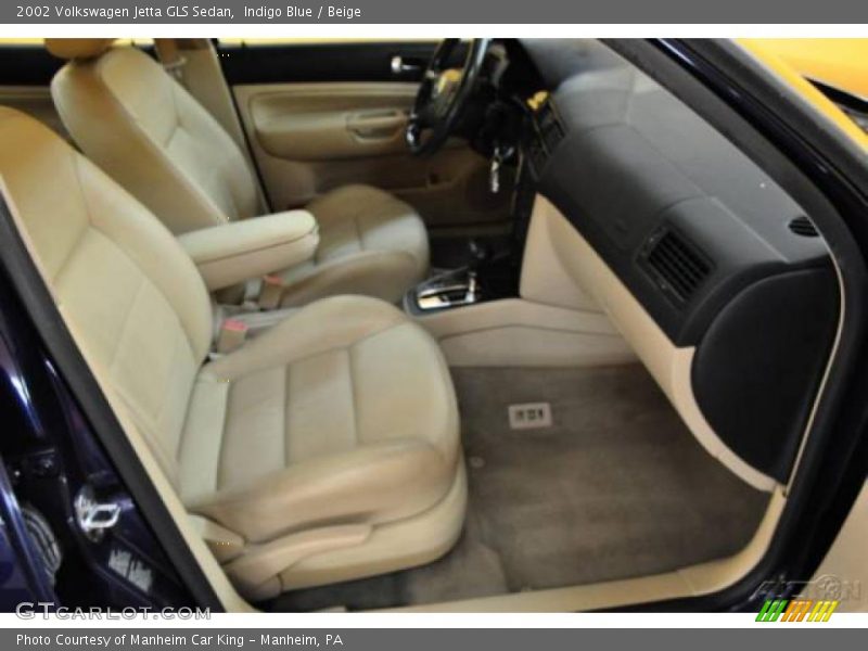Indigo Blue / Beige 2002 Volkswagen Jetta GLS Sedan