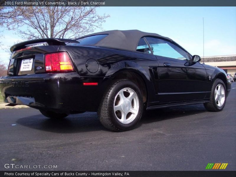 Black / Dark Charcoal 2001 Ford Mustang V6 Convertible