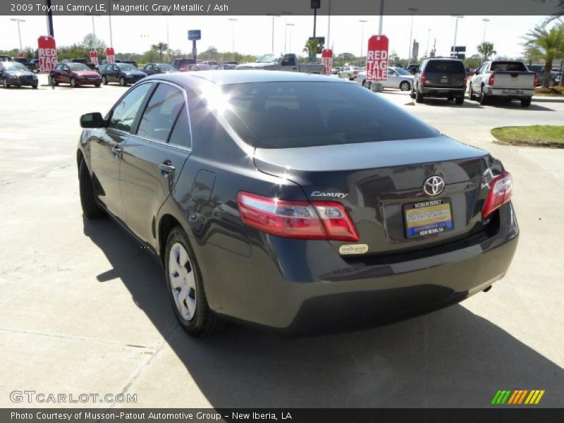 Magnetic Gray Metallic / Ash 2009 Toyota Camry LE
