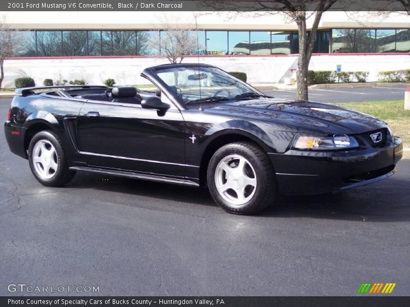 Black / Dark Charcoal 2001 Ford Mustang V6 Convertible