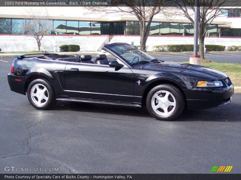 Black / Dark Charcoal 2001 Ford Mustang V6 Convertible