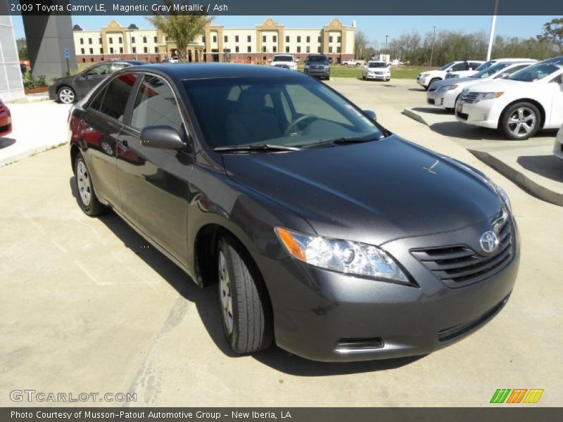 Magnetic Gray Metallic / Ash 2009 Toyota Camry LE