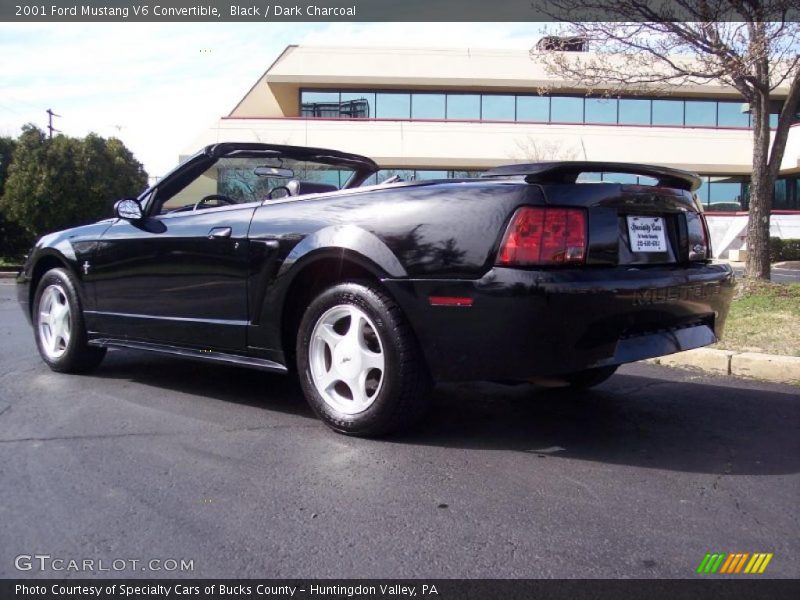 Black / Dark Charcoal 2001 Ford Mustang V6 Convertible