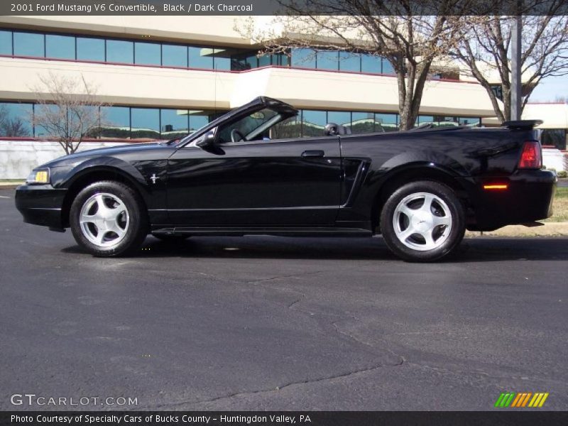 Black / Dark Charcoal 2001 Ford Mustang V6 Convertible