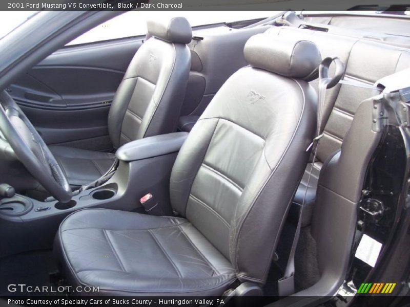 Black / Dark Charcoal 2001 Ford Mustang V6 Convertible