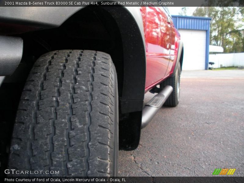 Sunburst Red Metallic / Medium Graphite 2001 Mazda B-Series Truck B3000 SE Cab Plus 4x4