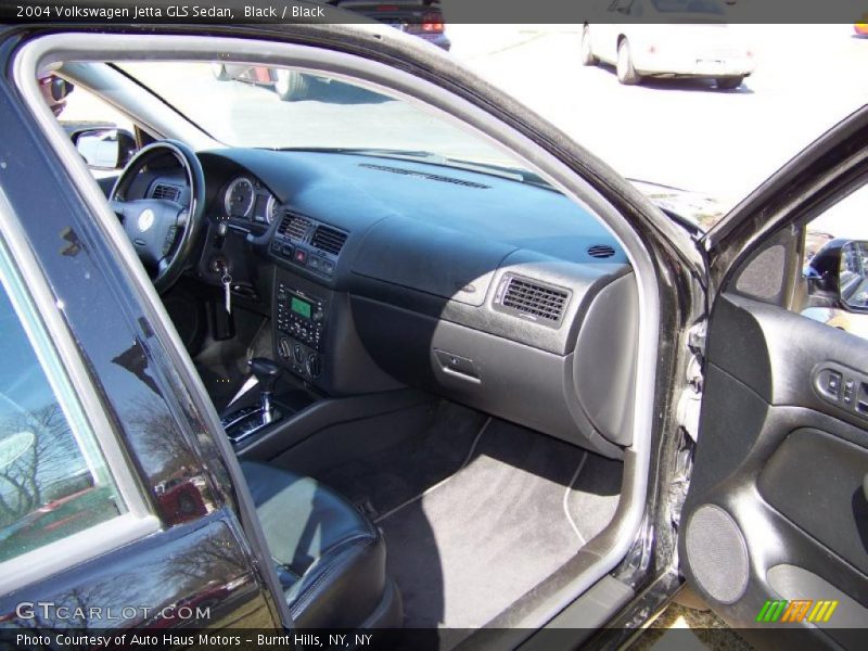 Black / Black 2004 Volkswagen Jetta GLS Sedan