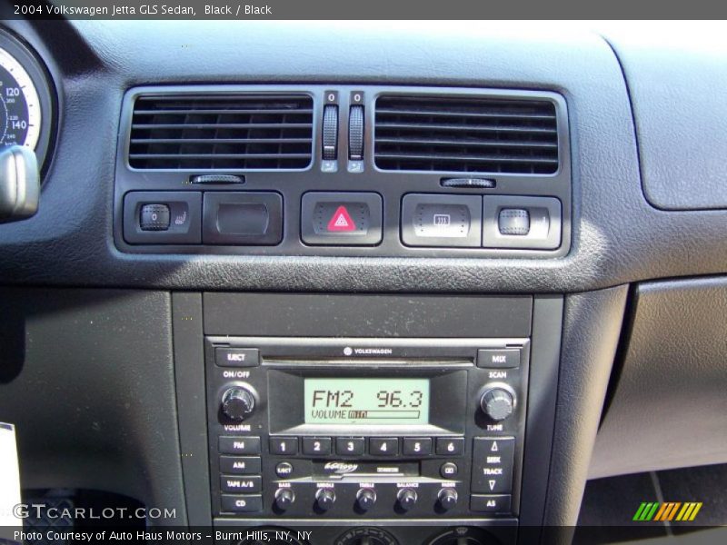 Black / Black 2004 Volkswagen Jetta GLS Sedan