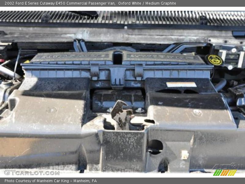 Oxford White / Medium Graphite 2002 Ford E Series Cutaway E450 Commercial Passenger Van