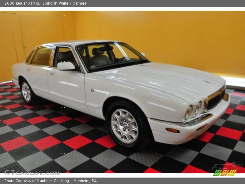 Spindrift White / Oatmeal 2000 Jaguar XJ XJ8