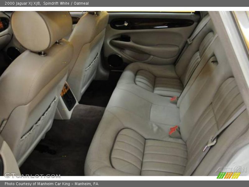Spindrift White / Oatmeal 2000 Jaguar XJ XJ8
