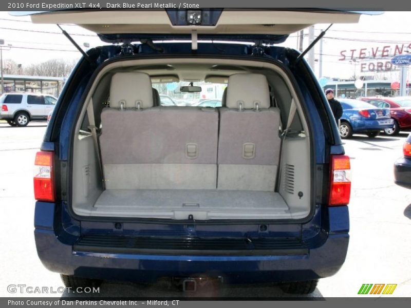 Dark Blue Pearl Metallic / Stone 2010 Ford Expedition XLT 4x4
