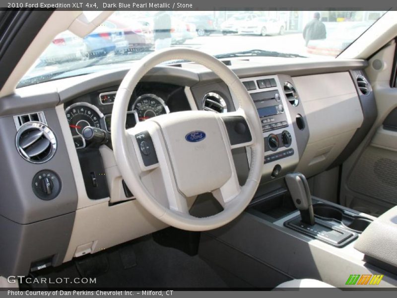 Dark Blue Pearl Metallic / Stone 2010 Ford Expedition XLT 4x4