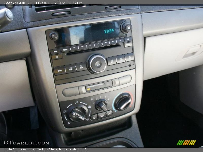 Victory Red / Gray 2009 Chevrolet Cobalt LS Coupe