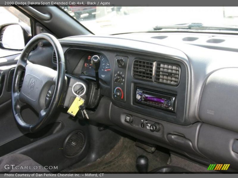 Black / Agate 2000 Dodge Dakota Sport Extended Cab 4x4