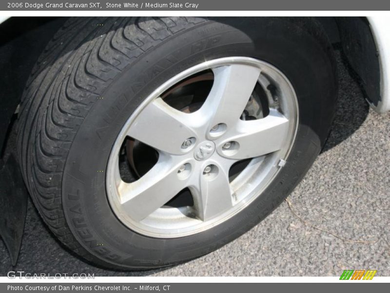 Stone White / Medium Slate Gray 2006 Dodge Grand Caravan SXT