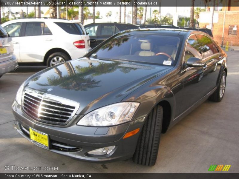 designo Graphite Metallic / designo Porcelain Beige 2007 Mercedes-Benz S 550 Sedan