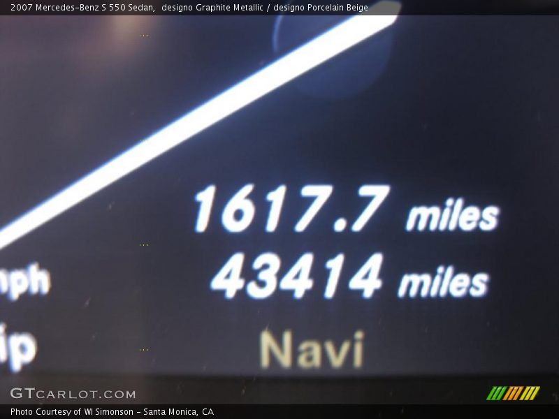 designo Graphite Metallic / designo Porcelain Beige 2007 Mercedes-Benz S 550 Sedan