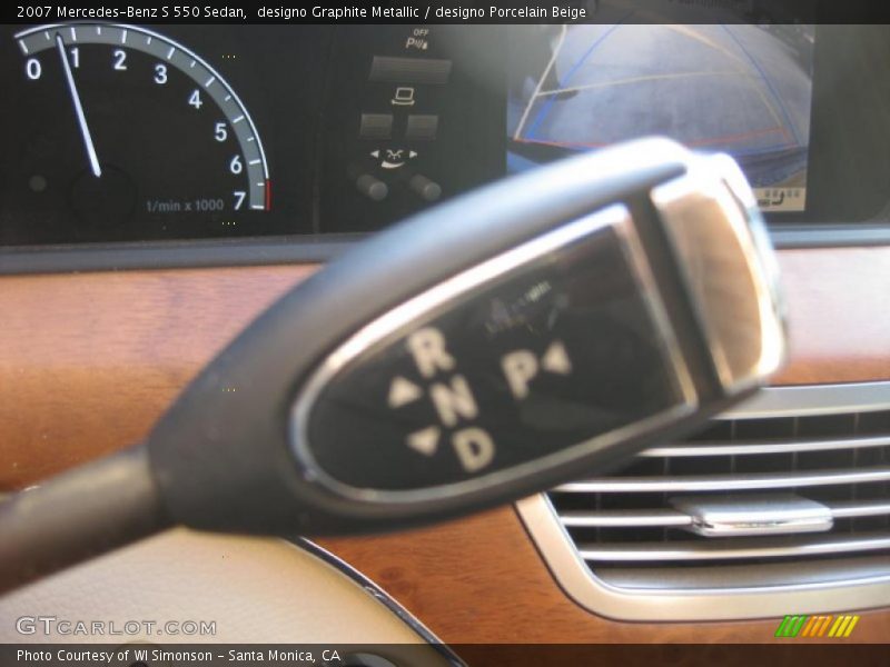 designo Graphite Metallic / designo Porcelain Beige 2007 Mercedes-Benz S 550 Sedan