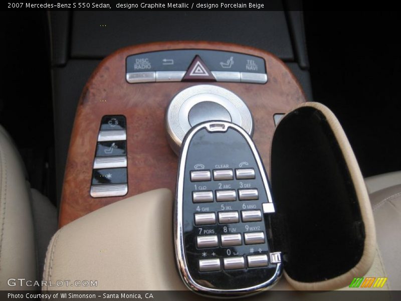 designo Graphite Metallic / designo Porcelain Beige 2007 Mercedes-Benz S 550 Sedan