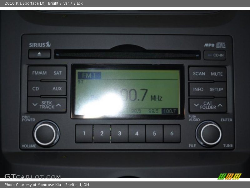 Bright Silver / Black 2010 Kia Sportage LX