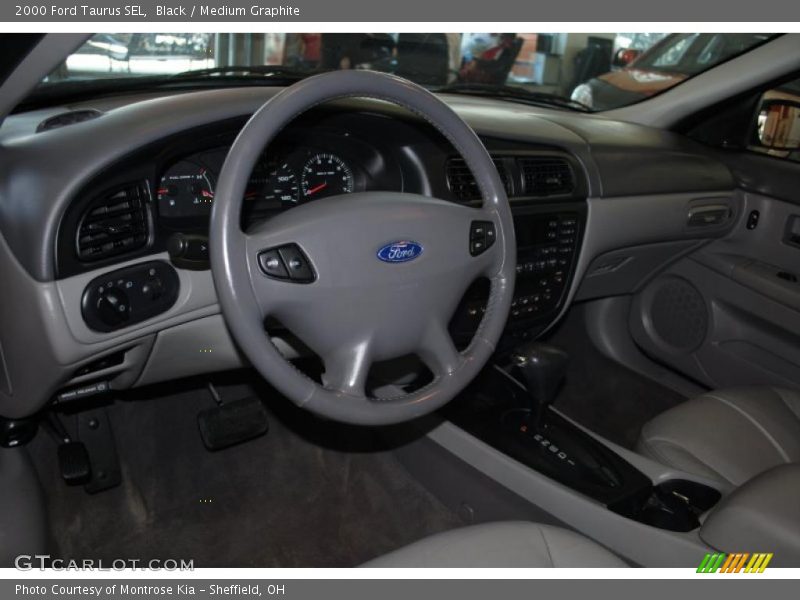 Black / Medium Graphite 2000 Ford Taurus SEL