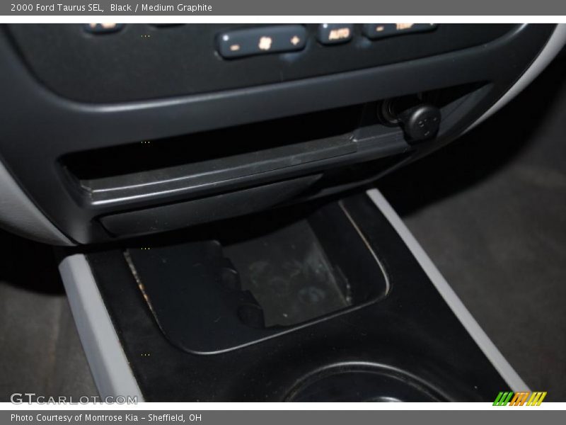 Black / Medium Graphite 2000 Ford Taurus SEL
