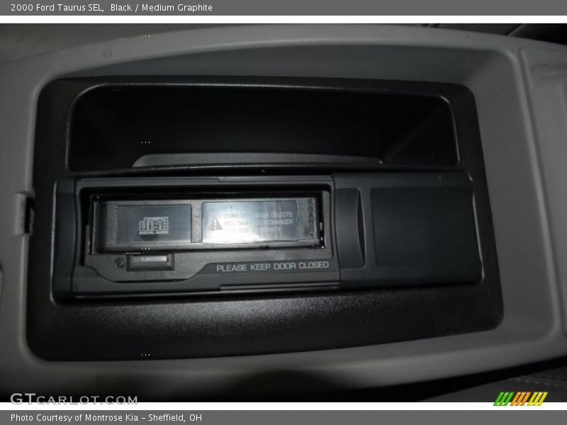 Black / Medium Graphite 2000 Ford Taurus SEL