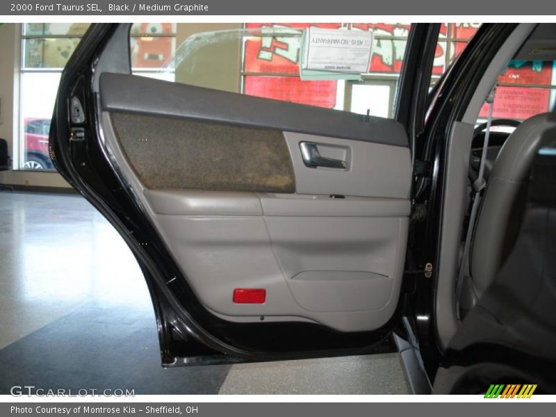 Black / Medium Graphite 2000 Ford Taurus SEL