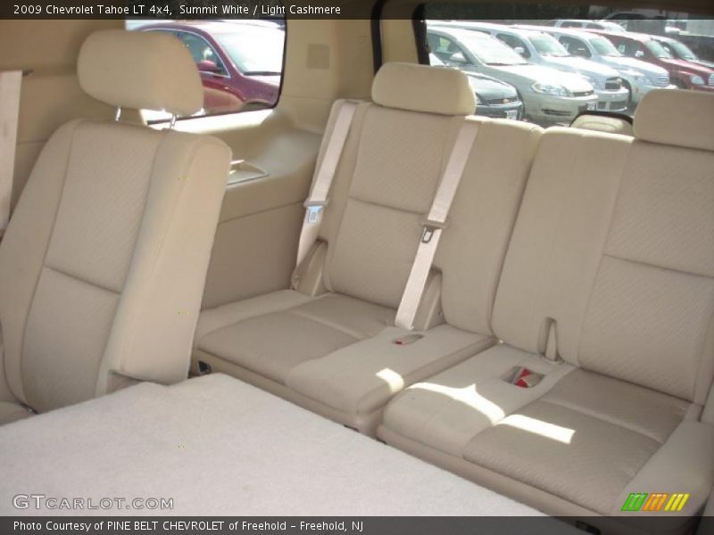 Summit White / Light Cashmere 2009 Chevrolet Tahoe LT 4x4