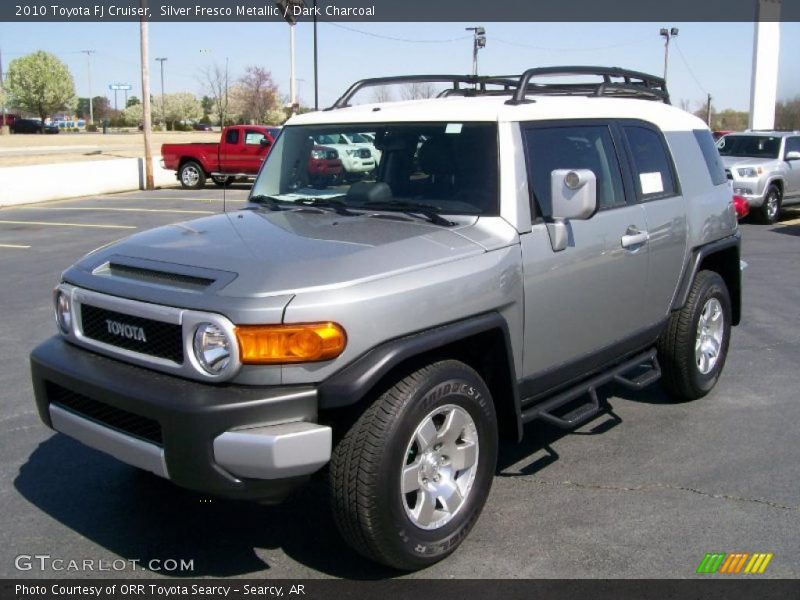 Silver Fresco Metallic / Dark Charcoal 2010 Toyota FJ Cruiser